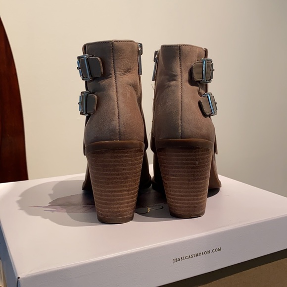 Grey Jessica Simpson booties - Picture 4 of 5